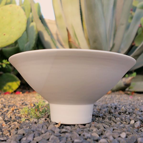 Footed Serving Bowl Mimi y Roberto Pottery